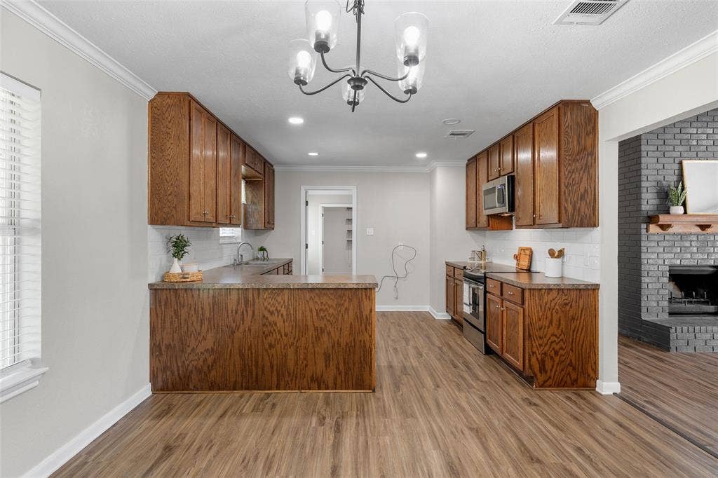 154 Longhorn Parkway, Axtell, TX 76624 154 Longhorn Parkway, Axtell, TX 76624