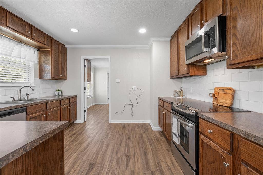 154 Longhorn Parkway, Axtell, TX 76624 154 Longhorn Parkway, Axtell, TX 76624