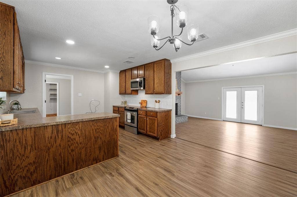 154 Longhorn Parkway, Axtell, TX 76624 154 Longhorn Parkway, Axtell, TX 76624