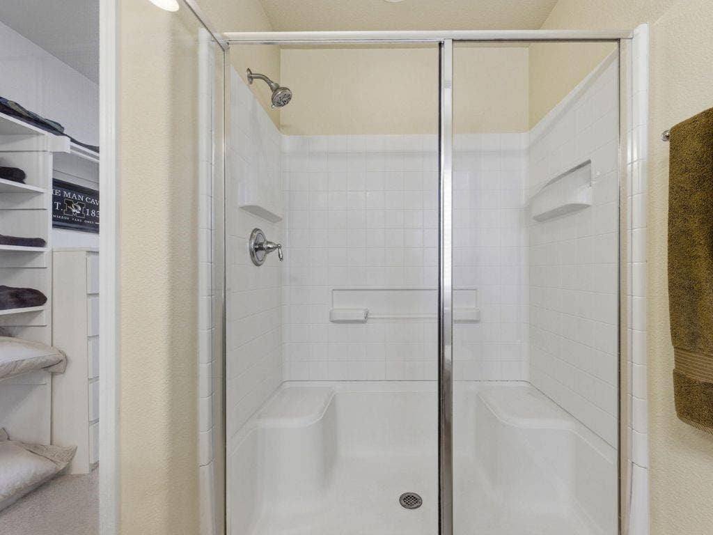 7975 Estancia Drive, Frisco, TX 75036 7975 Estancia Drive, Frisco, TX 75036