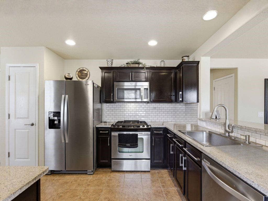 7975 Estancia Drive, Frisco, TX 75036 7975 Estancia Drive, Frisco, TX 75036