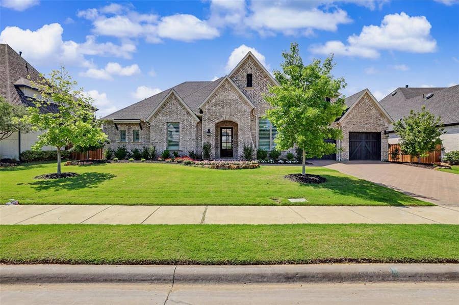Property photo for 1941 Star Trace Parkway, Prosper, TX