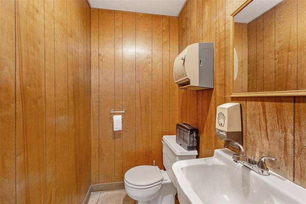 3456 Shiloh Road, Tyler, TX 75707 3456 Shiloh Road, Tyler, TX 75707