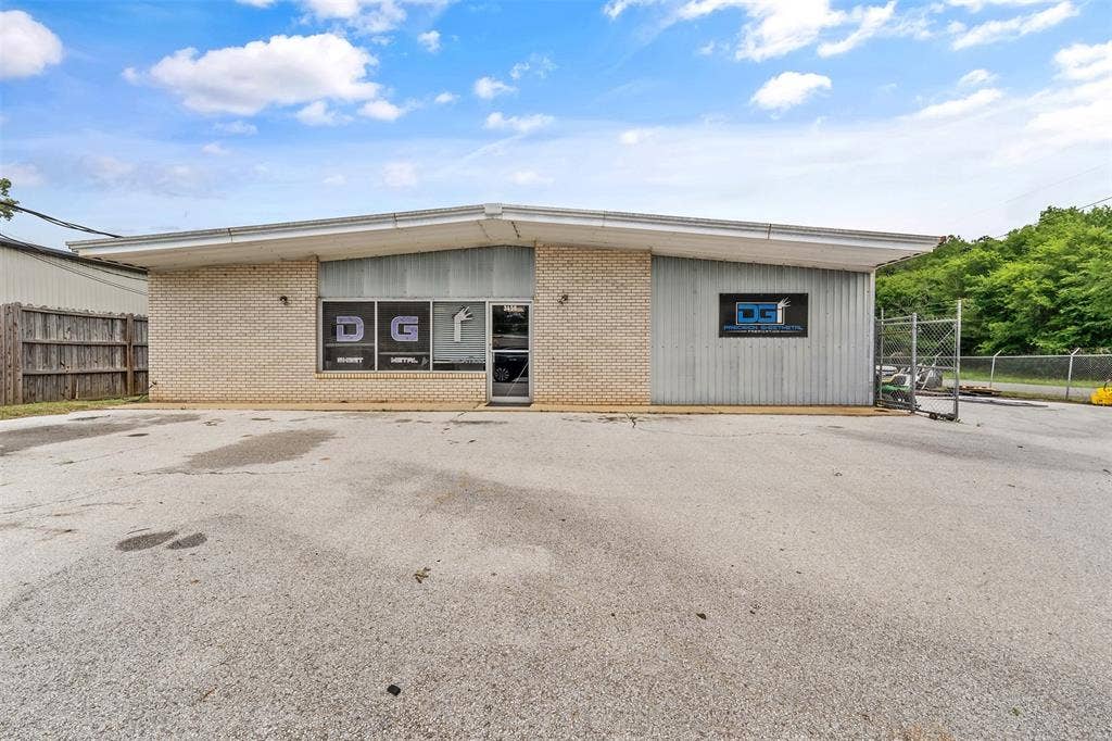 3456 Shiloh Road, Tyler, TX 75707 3456 Shiloh Road, Tyler, TX 75707