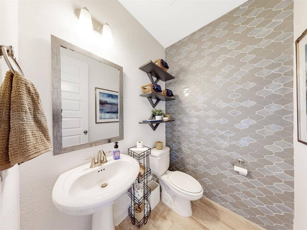 1401 Snapdragon Court, Celina, TX 75078 1401 Snapdragon Court, Celina, TX 75078