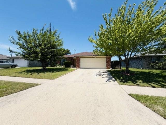 Property photo for 617 Deloris Drive, Killeen, TX