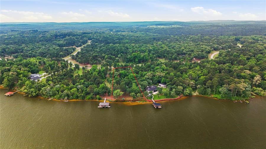 Property photo for 3150 Shadow Pine Drive, Larue, TX