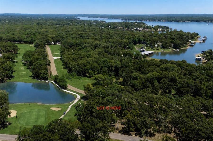 Property photo for 236 Colonial Ln., Mabank, TX