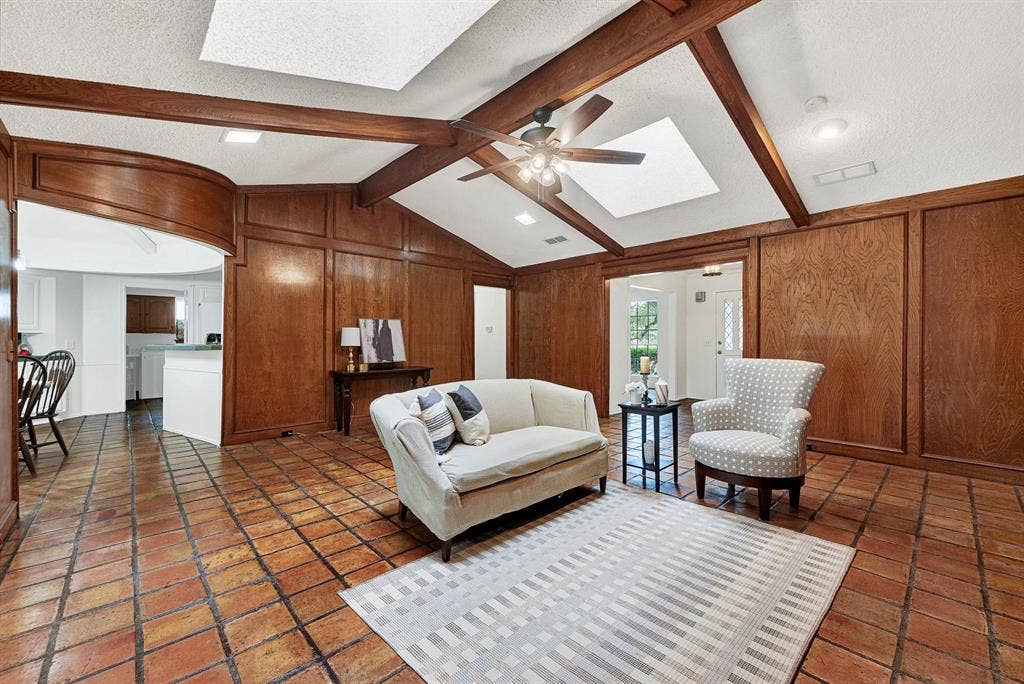 1908 Edgewater Drive, Plano, TX 75075 Open floor plan to the kitchen and sun room.
