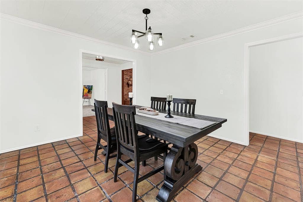 1908 Edgewater Drive, Plano, TX 75075 Host amazing dinner parties or casual family dinner in this beautiful dining room right off living room and kitchen