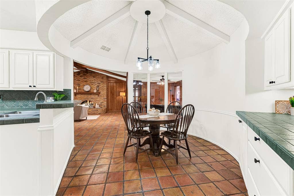 1908 Edgewater Drive, Plano, TX 75075 Easy flow from kitchen to living areas