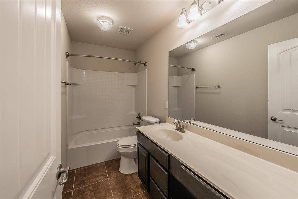 Upstairs bathroom