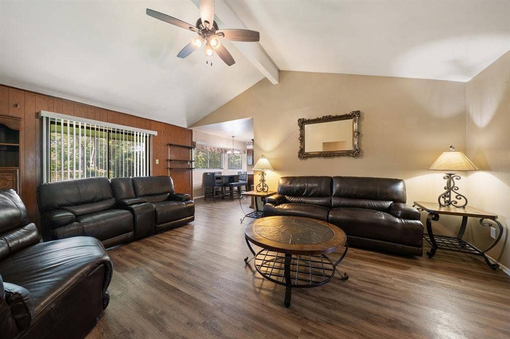 8105 Silverdale Drive, Dallas, TX 75232 8105 Silverdale Drive, Dallas, TX 75232