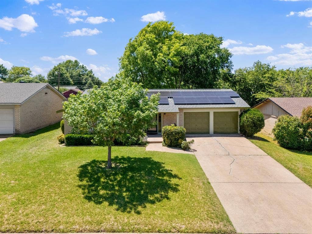 8105 Silverdale Drive, Dallas, TX 75232 8105 Silverdale Drive, Dallas, TX 75232