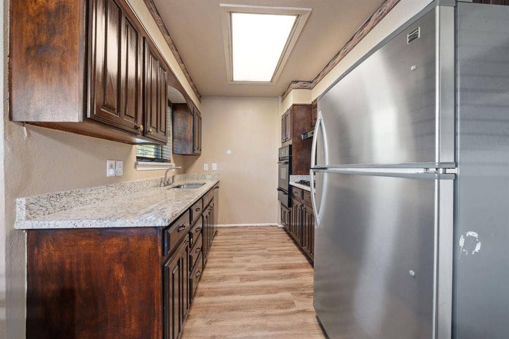 8105 Silverdale Drive, Dallas, TX 75232 8105 Silverdale Drive, Dallas, TX 75232