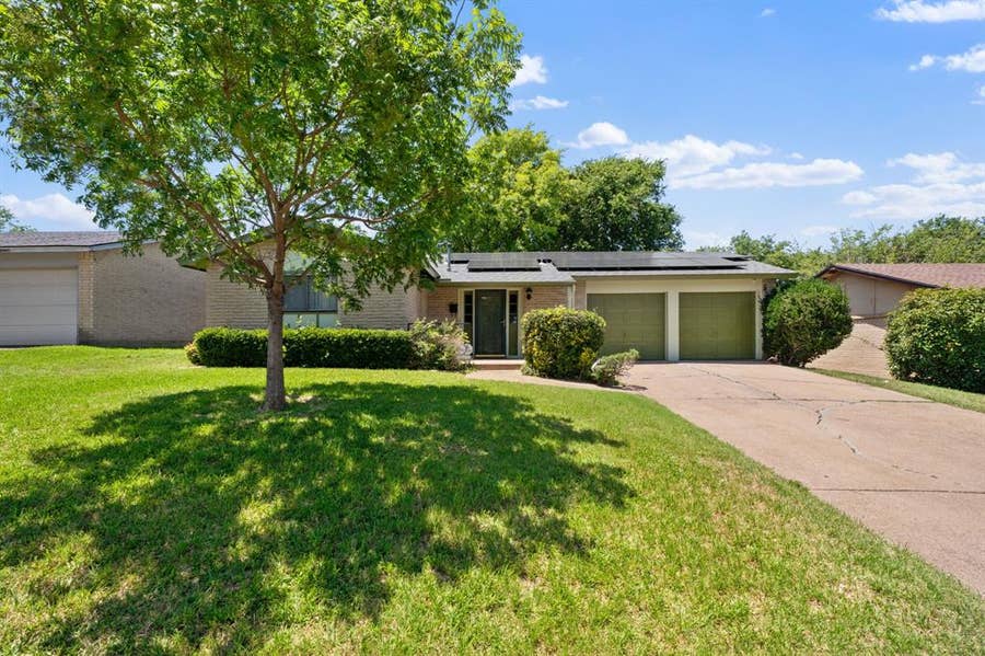 Property photo for 8105 Silverdale Drive, Dallas, TX