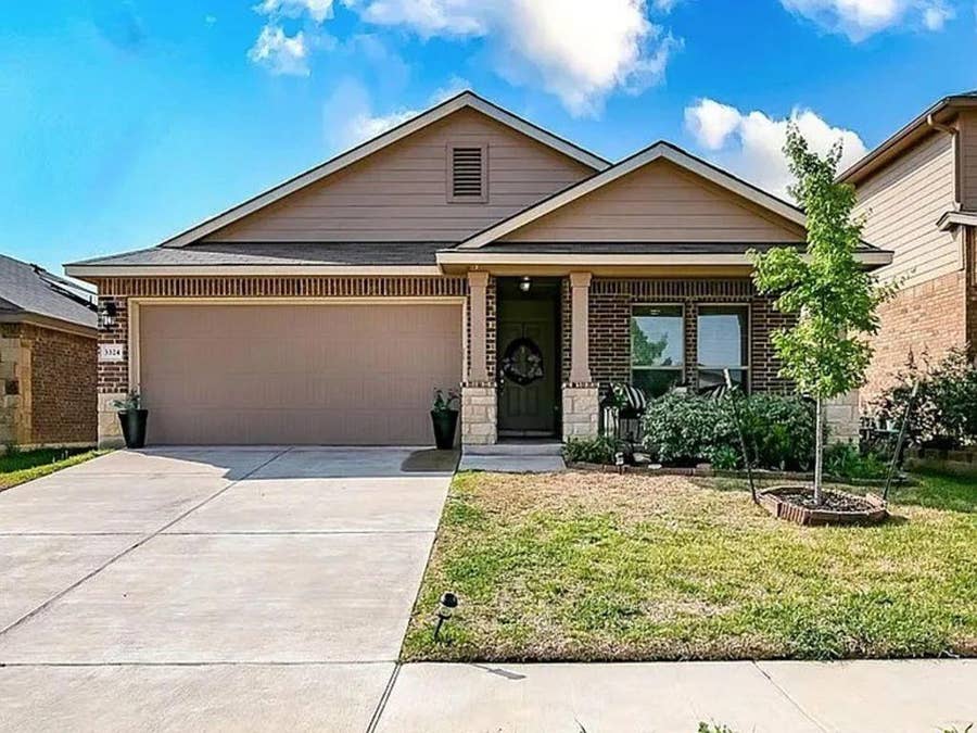 Property photo for 3324 Aubree Katherine Drive, Killeen, TX