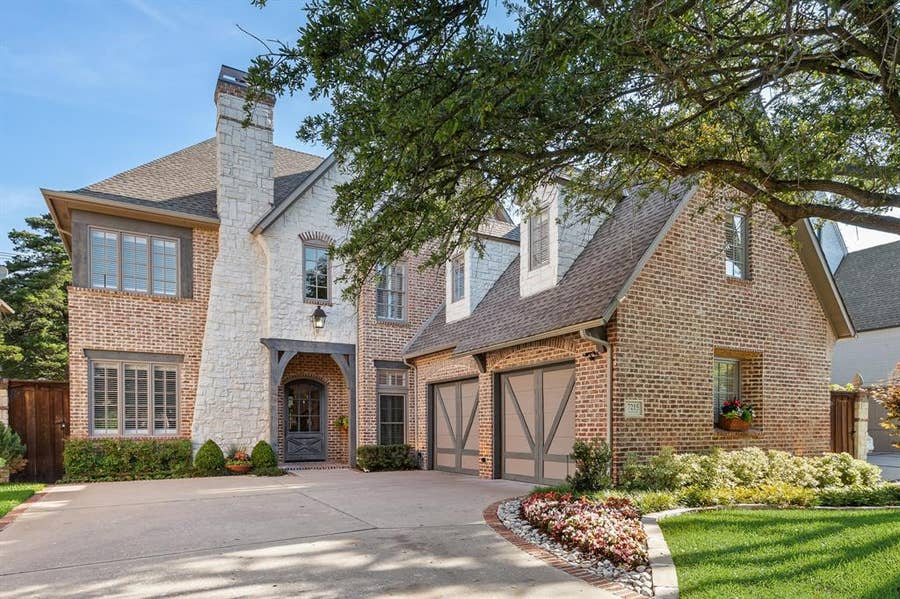 Property photo for 7215 Centenary Avenue, Dallas, TX