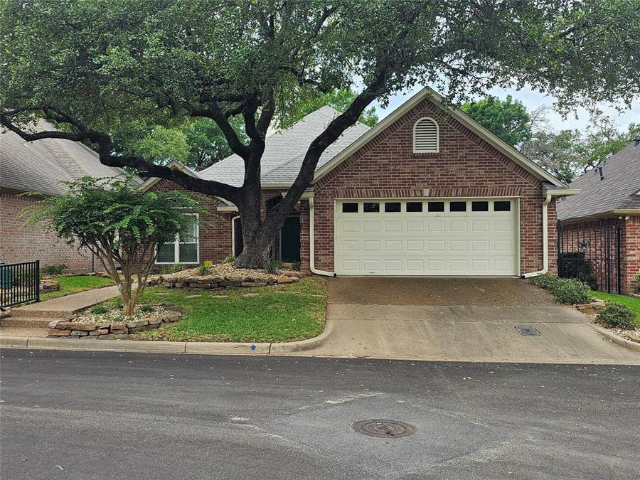 Property photo for 109 Kingston Drive, Waco, TX