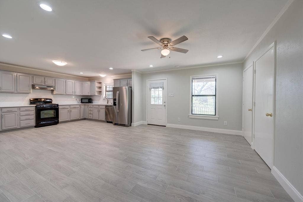 304 Oak Drive, Argyle, TX 76226