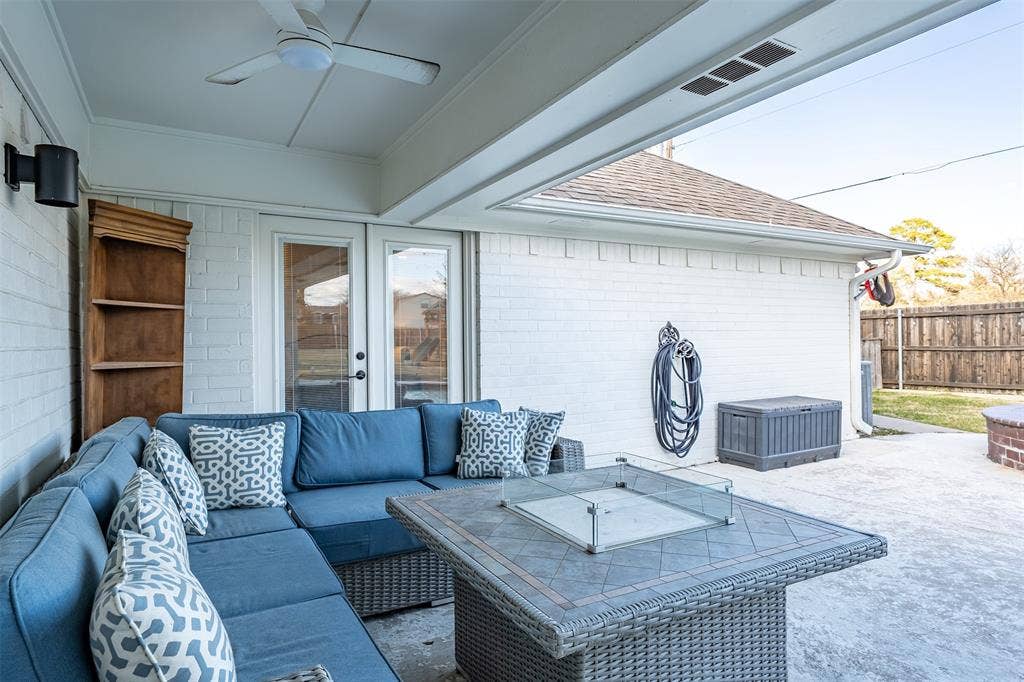 300 Rash Lane, Terrell, TX 75160 300 Rash Lane, Terrell, TX 75160