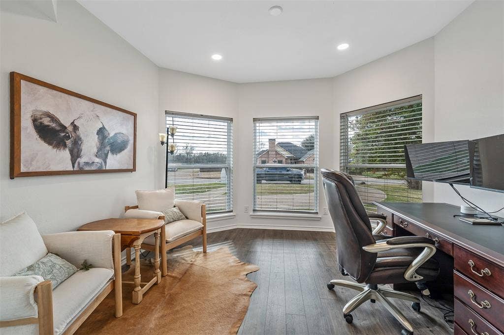 300 Rash Lane, Terrell, TX 75160 Or formal dining