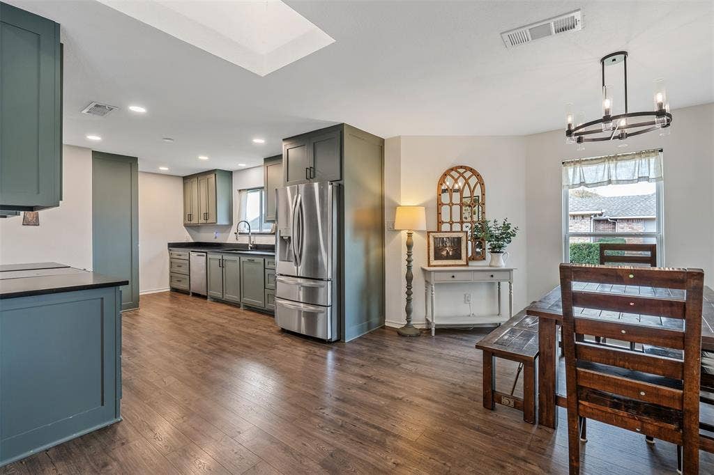300 Rash Lane, Terrell, TX 75160 300 Rash Lane, Terrell, TX 75160