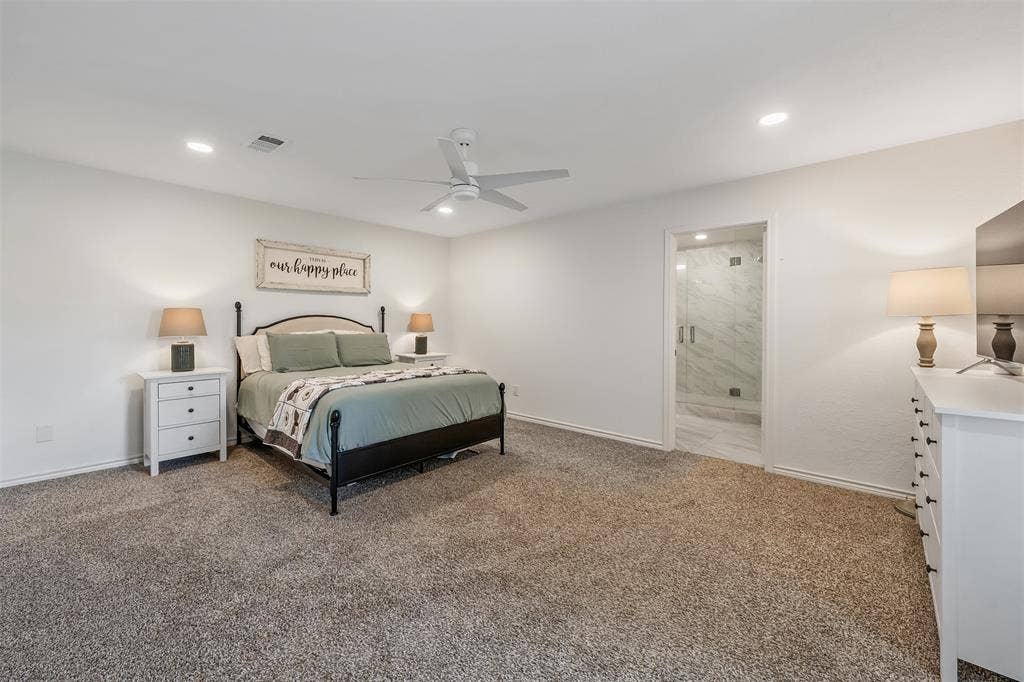 300 Rash Lane, Terrell, TX 75160 300 Rash Lane, Terrell, TX 75160