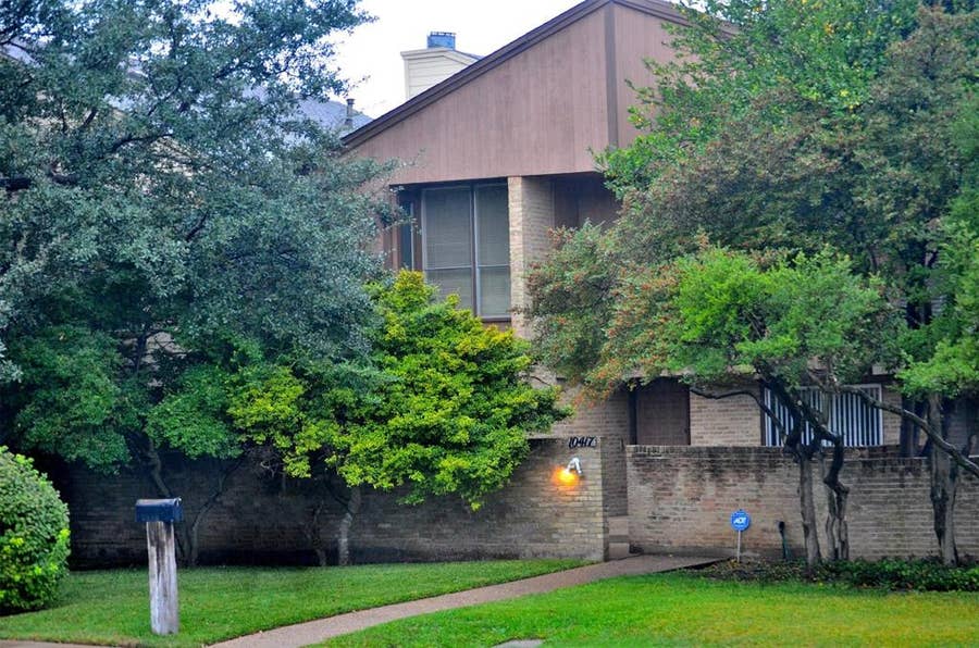 Property photo for 10417 Shadow Bend Drive, Dallas, TX