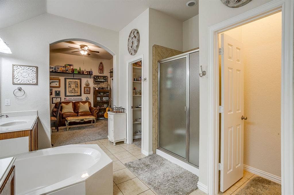 1316 Meadowlakes, Azle, TX 76020 Separate shower, large walk in closet, and attached sitting room too.