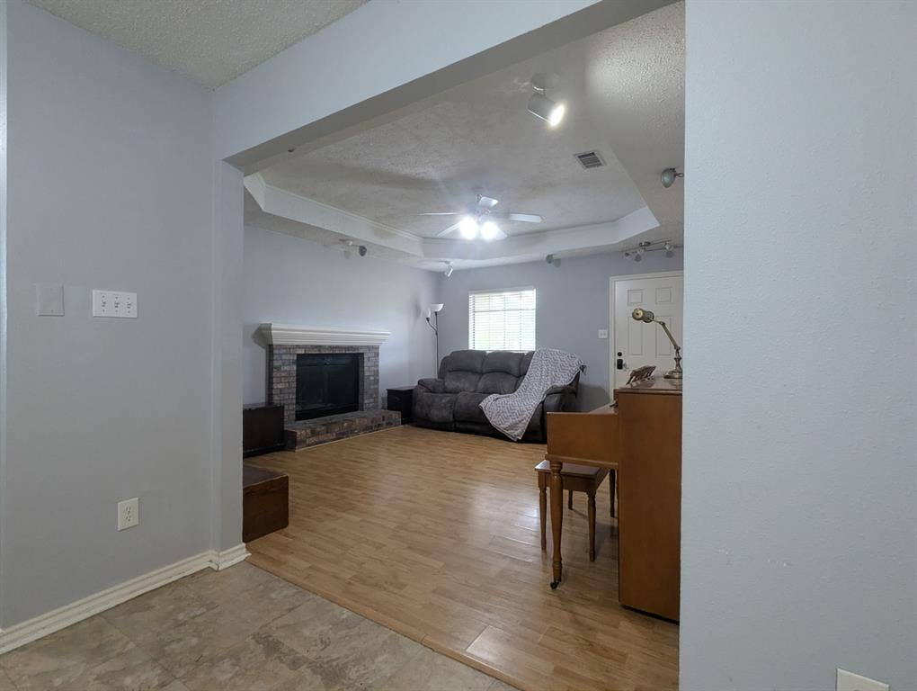 3818 Missouri Street, Sachse, TX 75048 3818 Missouri Street, Sachse, TX 75048