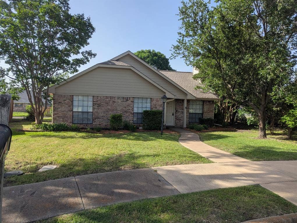 3818 Missouri Street, Sachse, TX 75048 3818 Missouri Street, Sachse, TX 75048