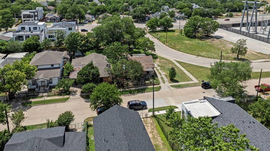 Property photo for 3347 Topeka Avenue, Dallas, TX