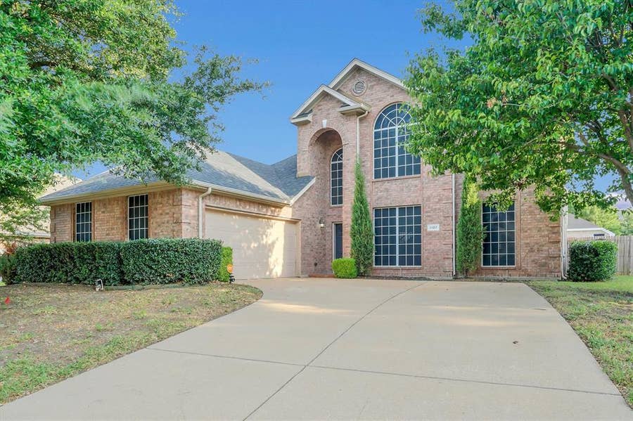 Property photo for 1107 Eastbrook Drive, Glenn Heights, TX