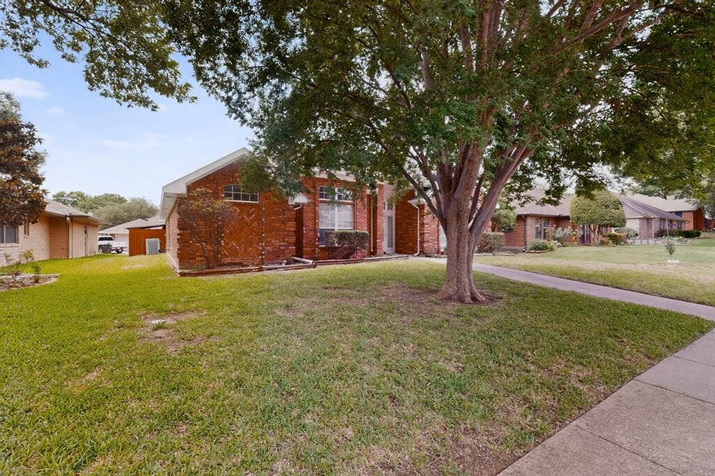 4316 Lottie Lane, Plano, TX 75074 4316 Lottie Lane, Plano, TX 75074