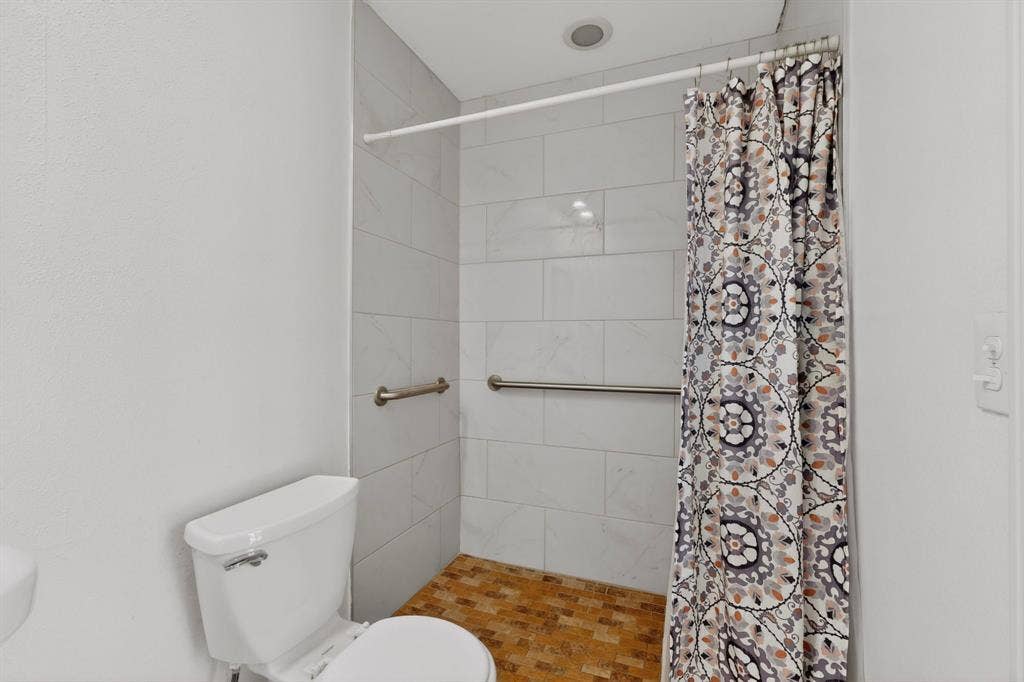 4316 Lottie Lane, Plano, TX 75074 4316 Lottie Lane, Plano, TX 75074