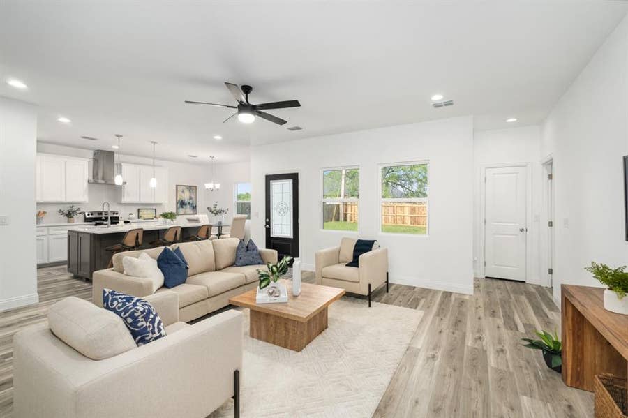 Property photo for 228 E Windjammer Road, Gun Barrel City, TX