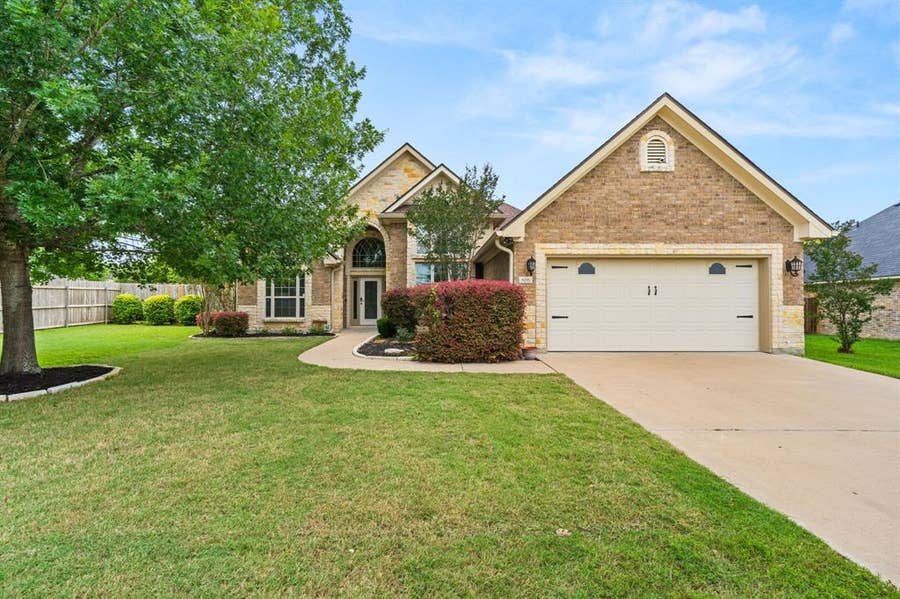 Property photo for 806 Marshall Drive, Belton, TX