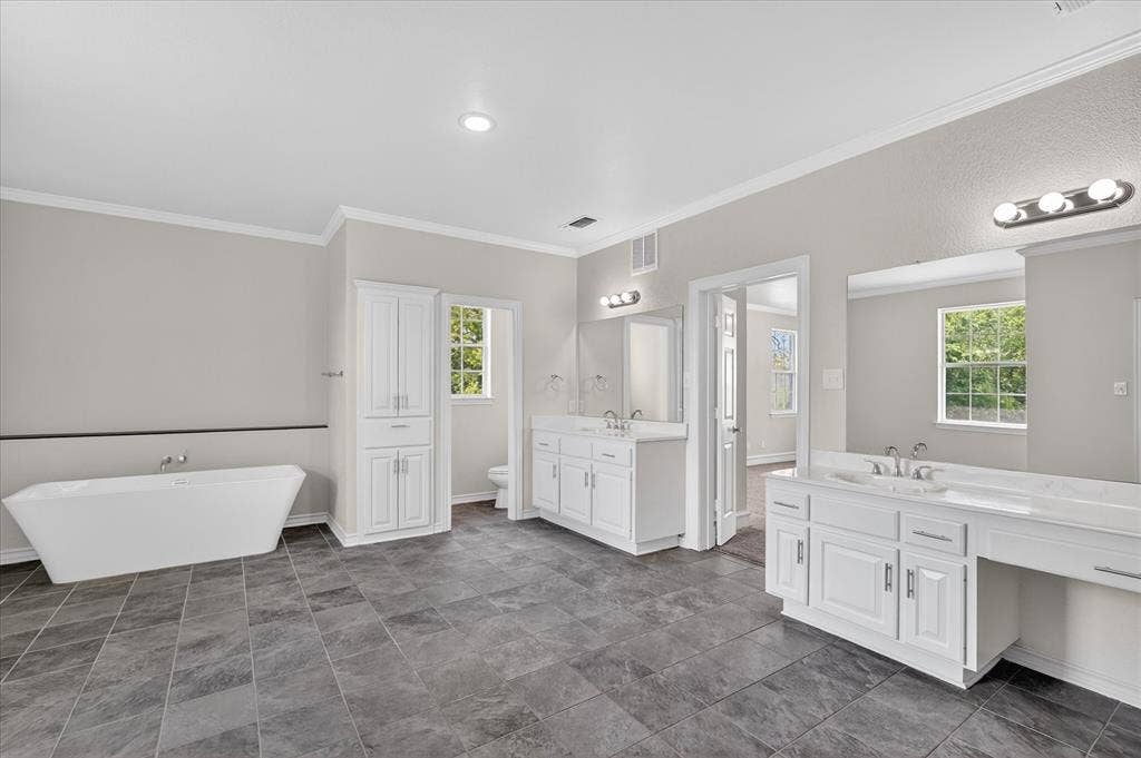 4500 Lawson Road, Mesquite, TX 75181 4500 Lawson Road, Mesquite, TX 75181