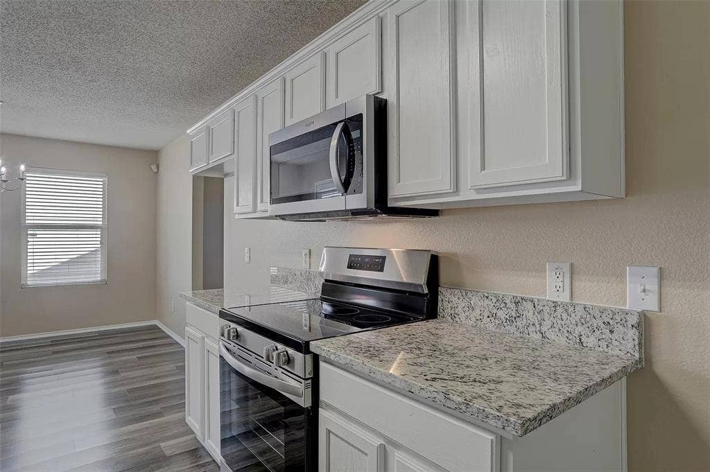 9929 George Washington Drive, McKinney, TX 75072 9929 George Washington Drive, McKinney, TX 75072