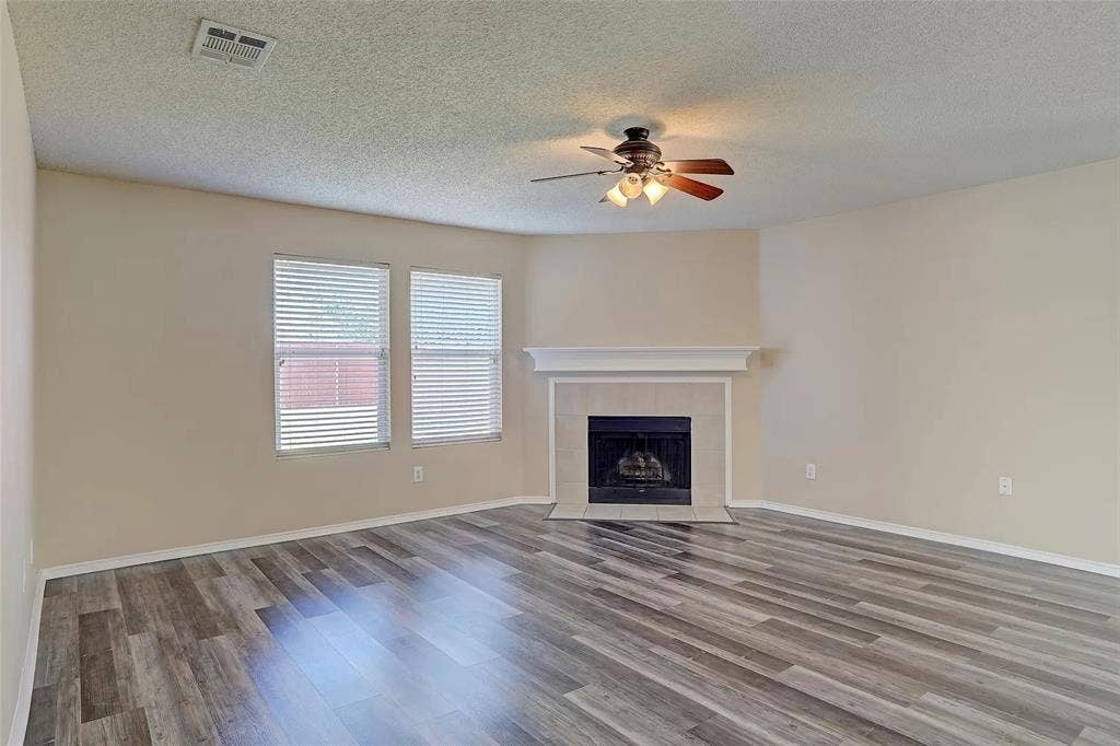 9929 George Washington Drive, McKinney, TX 75072 9929 George Washington Drive, McKinney, TX 75072