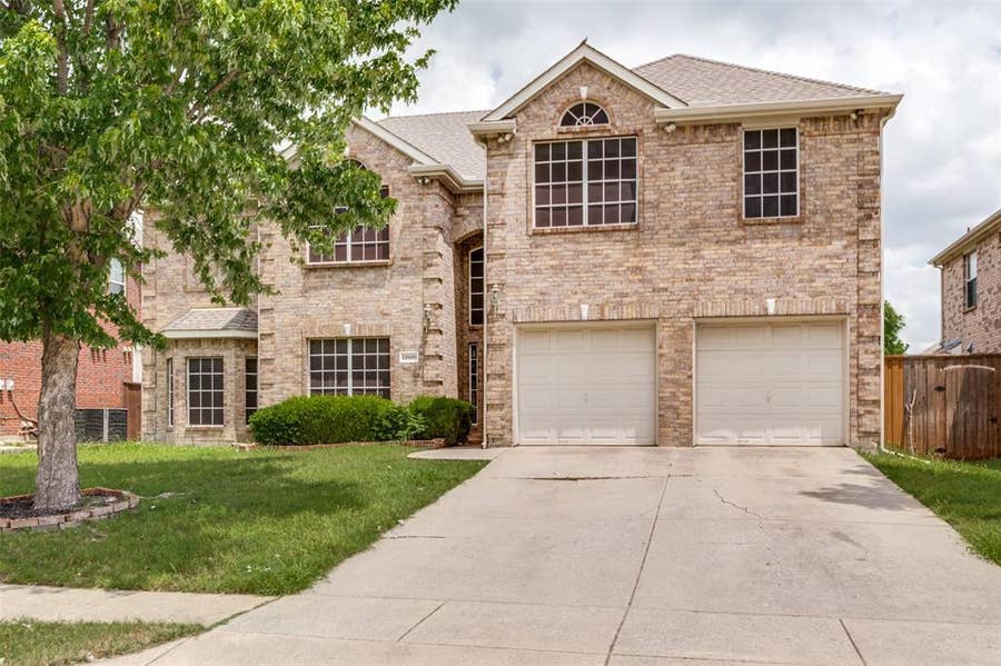 Property photo for 11800 Pondview Lane, Frisco, TX