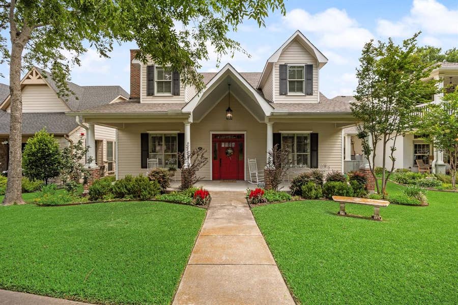 Property photo for 895 Ivy Lane, Rockwall, TX