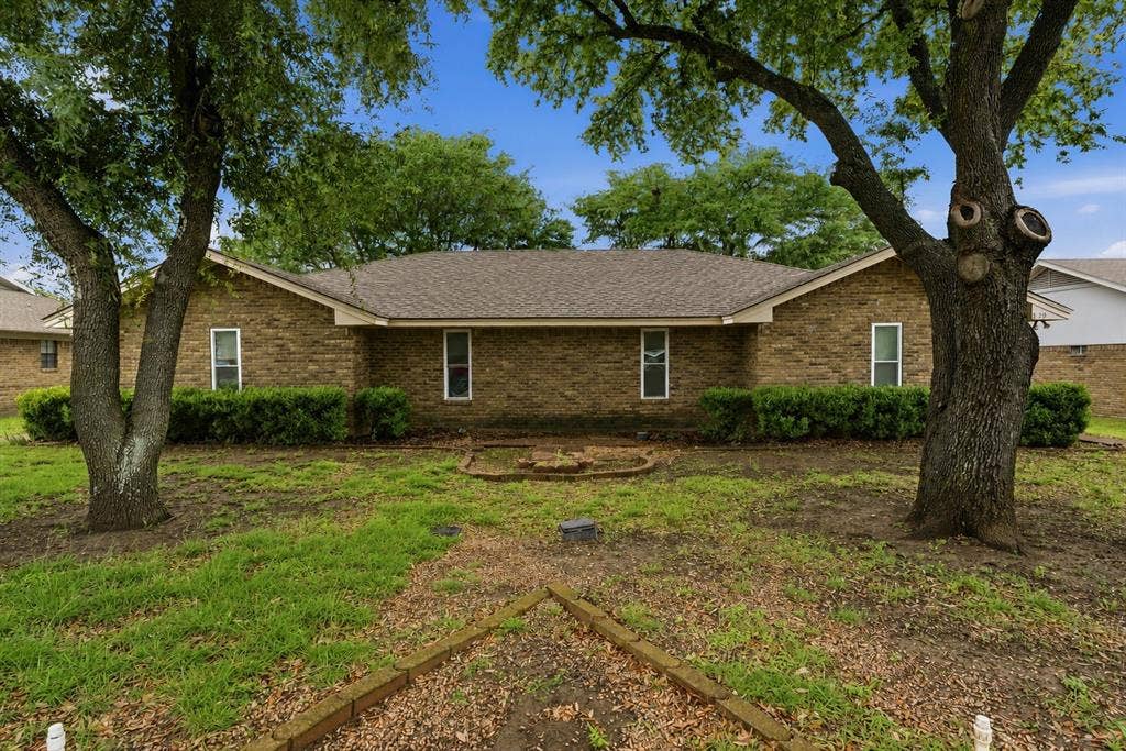 1731 Jenkins Lane, Glenn Heights, TX 75154