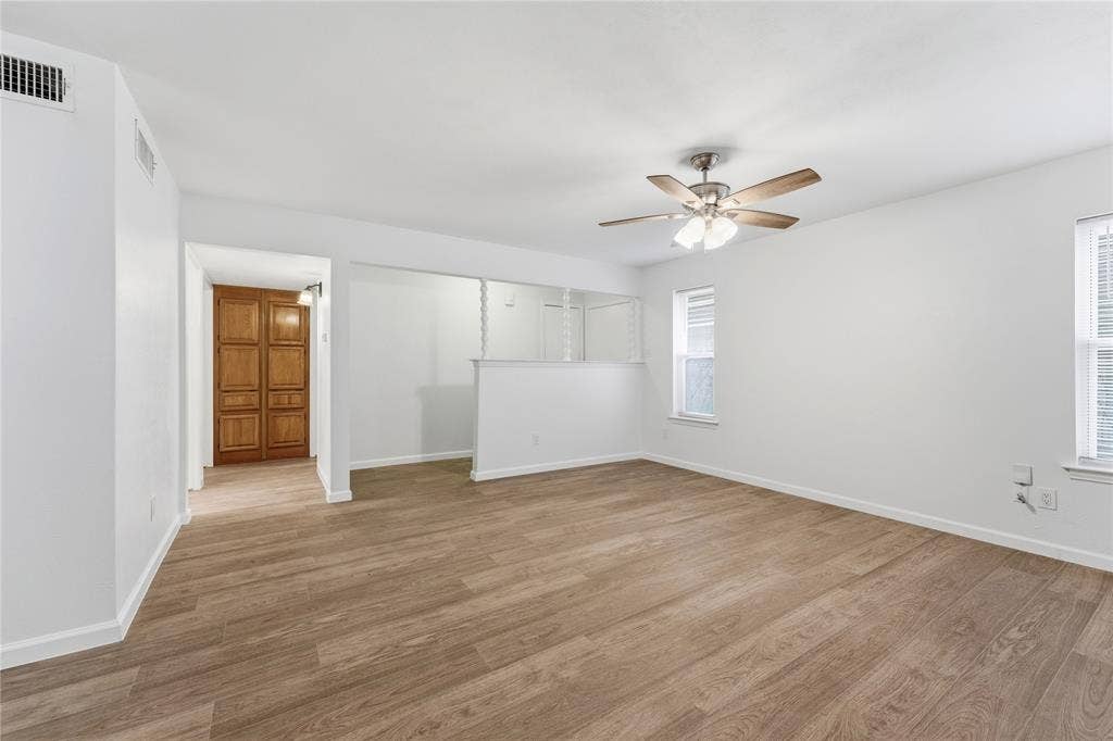 1731 Jenkins Lane, Glenn Heights, TX 75154