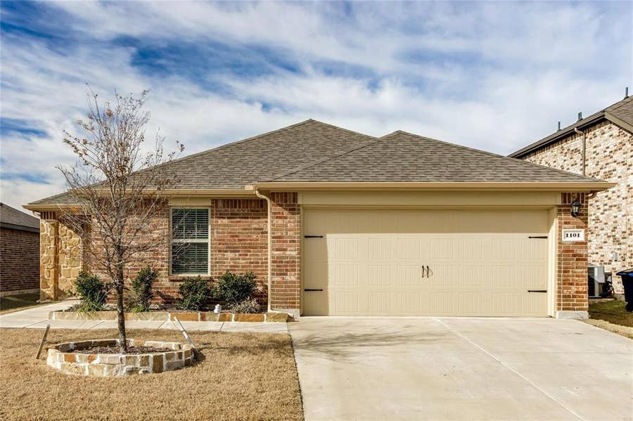 Property photo for 1101 Emerald Drive, Princeton, TX
