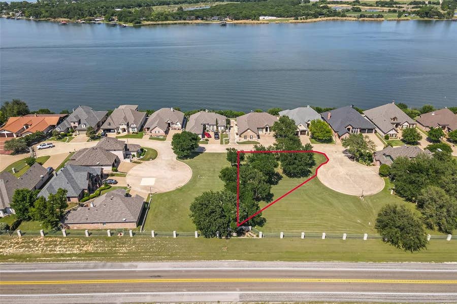 Property photo for 7002 Granite Bluff, Granbury, TX