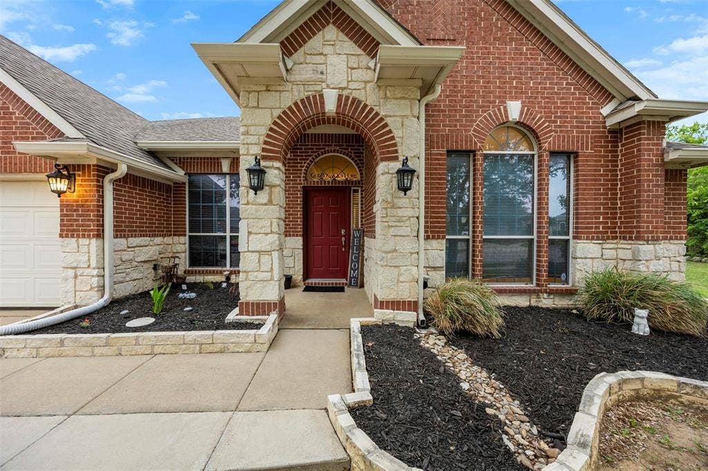5209 Medallion Court, Midlothian, TX 76065 5209 Medallion Court, Midlothian, TX 76065
