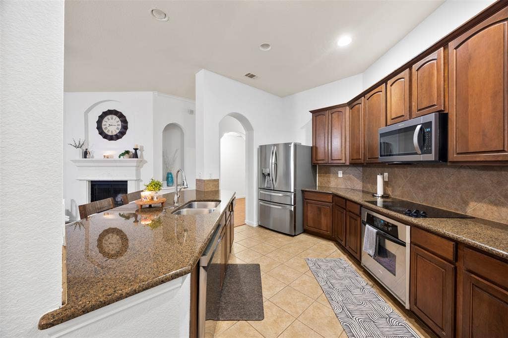 5209 Medallion Court, Midlothian, TX 76065 5209 Medallion Court, Midlothian, TX 76065
