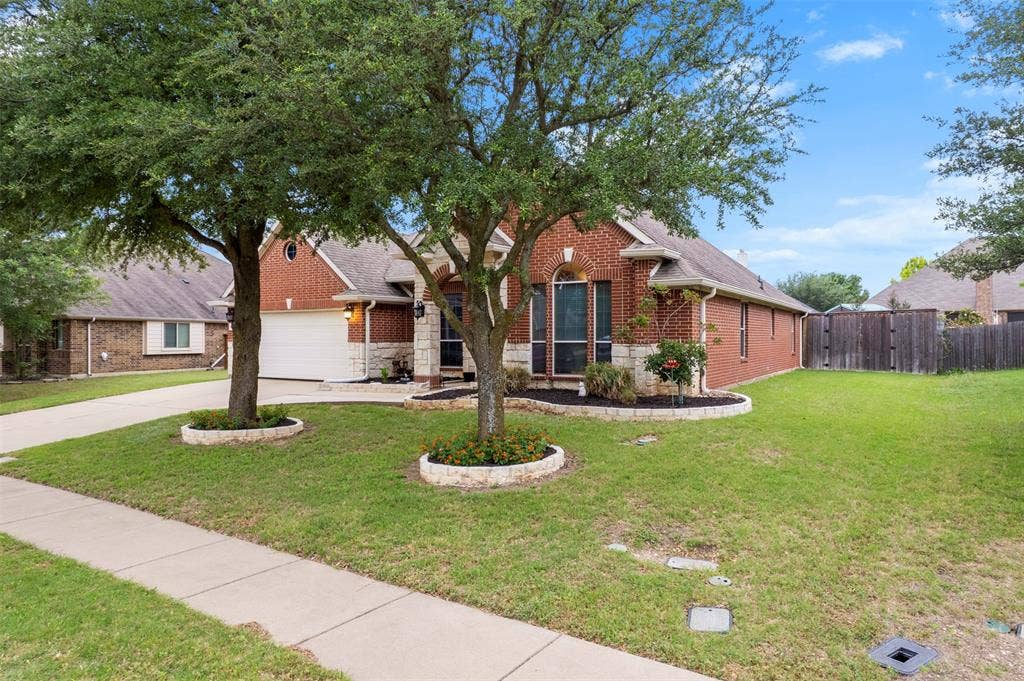5209 Medallion Court, Midlothian, TX 76065 5209 Medallion Court, Midlothian, TX 76065